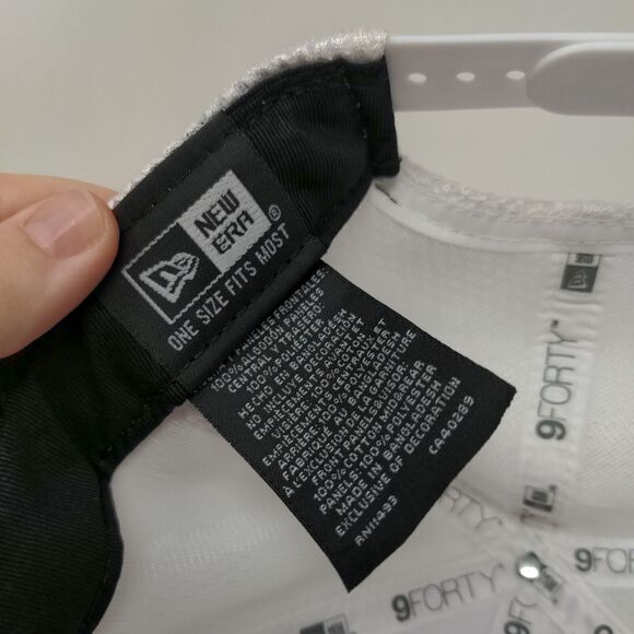 New Era Snapback Hat White OSFM Embroidered Mesh Adjustable 9Forty - Picture 7 of 7